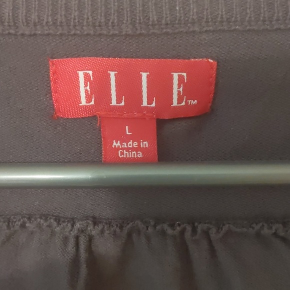 Grey ruffled cardigan. - Picture 3 of 4